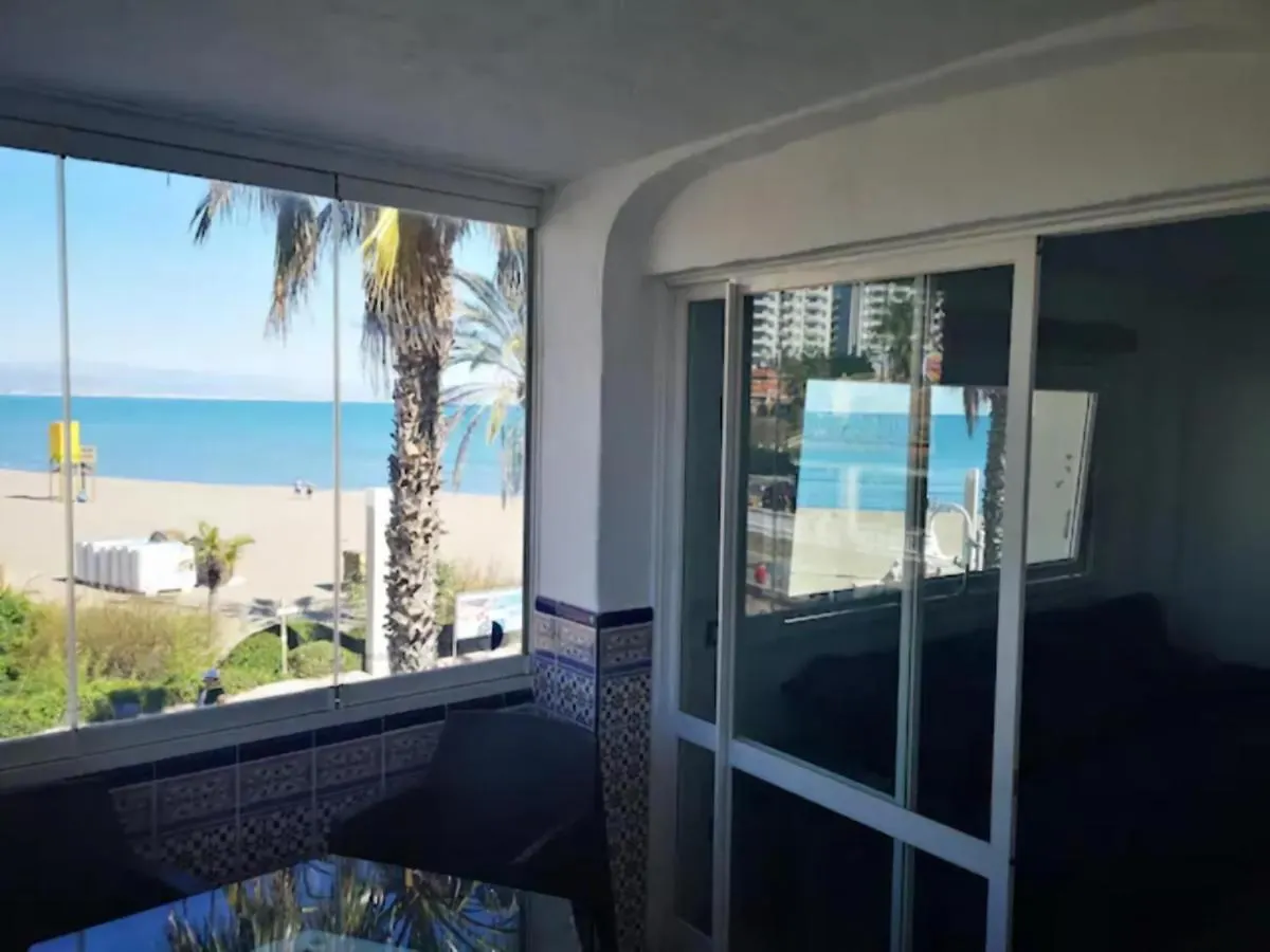 Benalmadena Beachfront Puerto Marina Sunrise Apartment