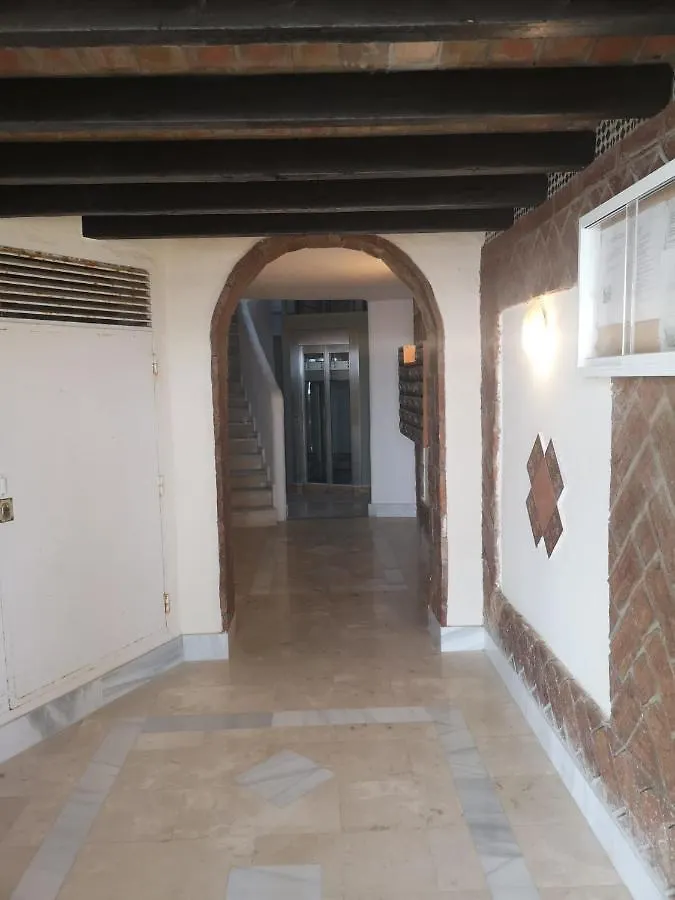 Benalmadena Beachfront Puerto Marina Sunrise Apartment